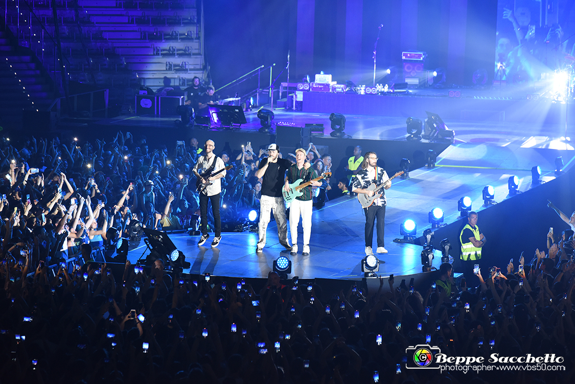 VBS_1627 - Concerto Pinguini Tattici Nucleari - Dove eravamo rimasti tour 2022.jpg
